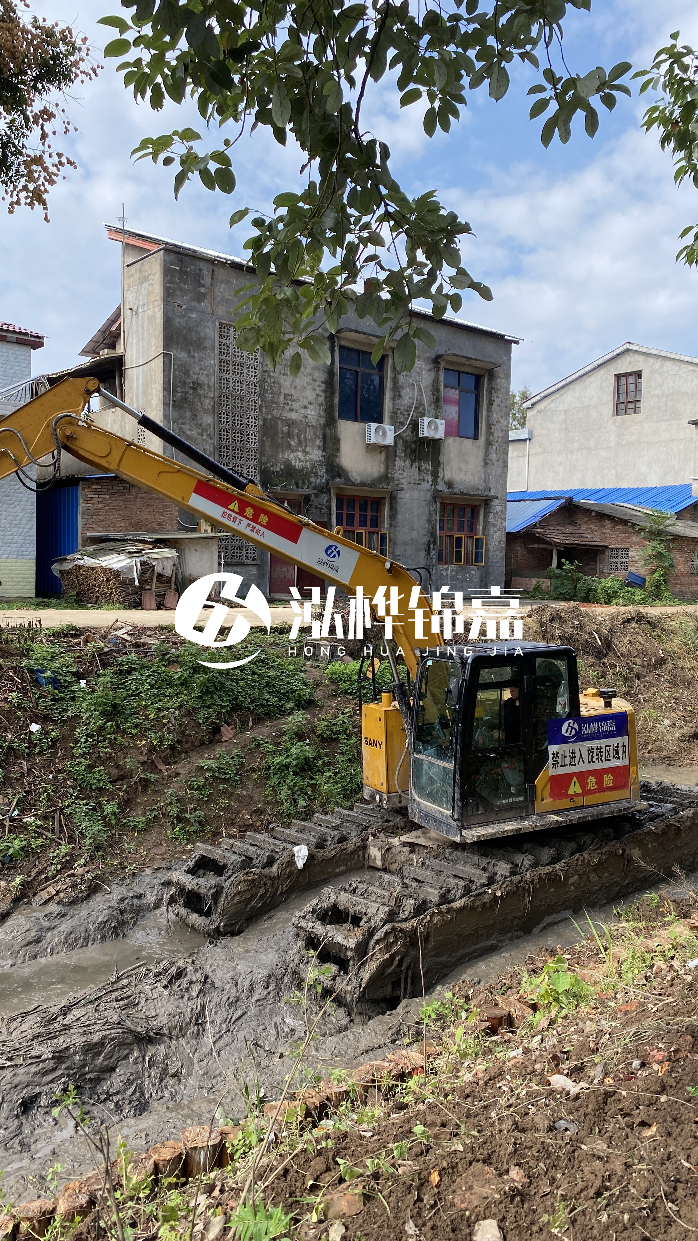 青島河道清淤專業(yè)施工-清淤是按米還是按方量計價？