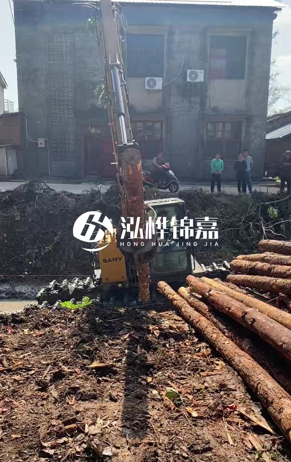 南昌河道清淤專業(yè)施工-履帶式挖機清理河道更方便嗎？