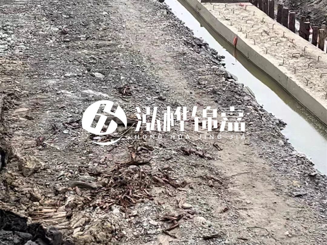 打樁木的用途是什么？河道打木樁好還是水泥樁好？