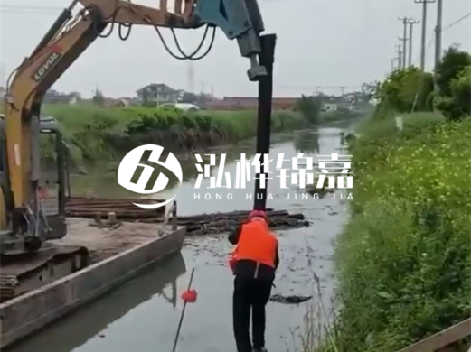 水挖打木樁專業(yè)團(tuán)隊泓樺錦嘉-最大可以打幾米的木樁？