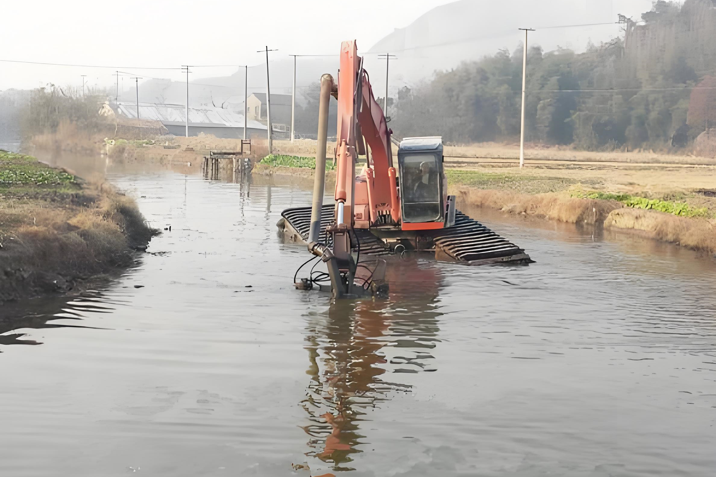 貴州遵義挖機清淤施工隊-鄉(xiāng)村溝渠清淤后如何防止再次淤積？