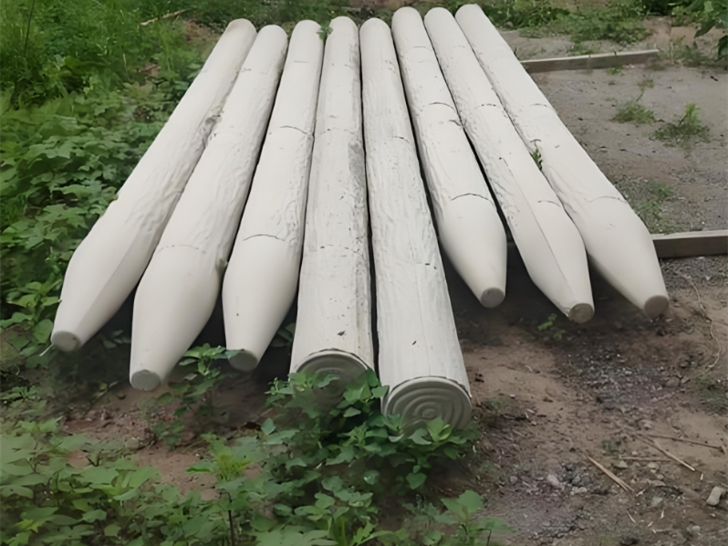 水泥樁批發(fā)廠家泓樺錦嘉-水泥仿木樁的耐腐蝕性如何？