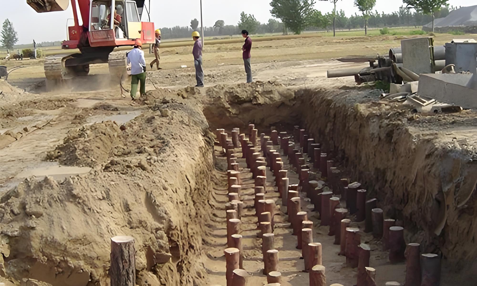 松木樁批發(fā)廠家泓樺錦嘉-地基加固打松木樁是否能解決沉降問題？