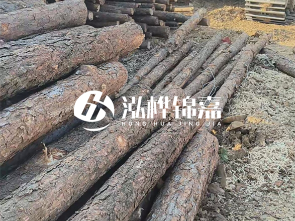 松木樁批發(fā)廠家泓樺錦嘉 - 松木樁在軟地基處理中效果好嗎？