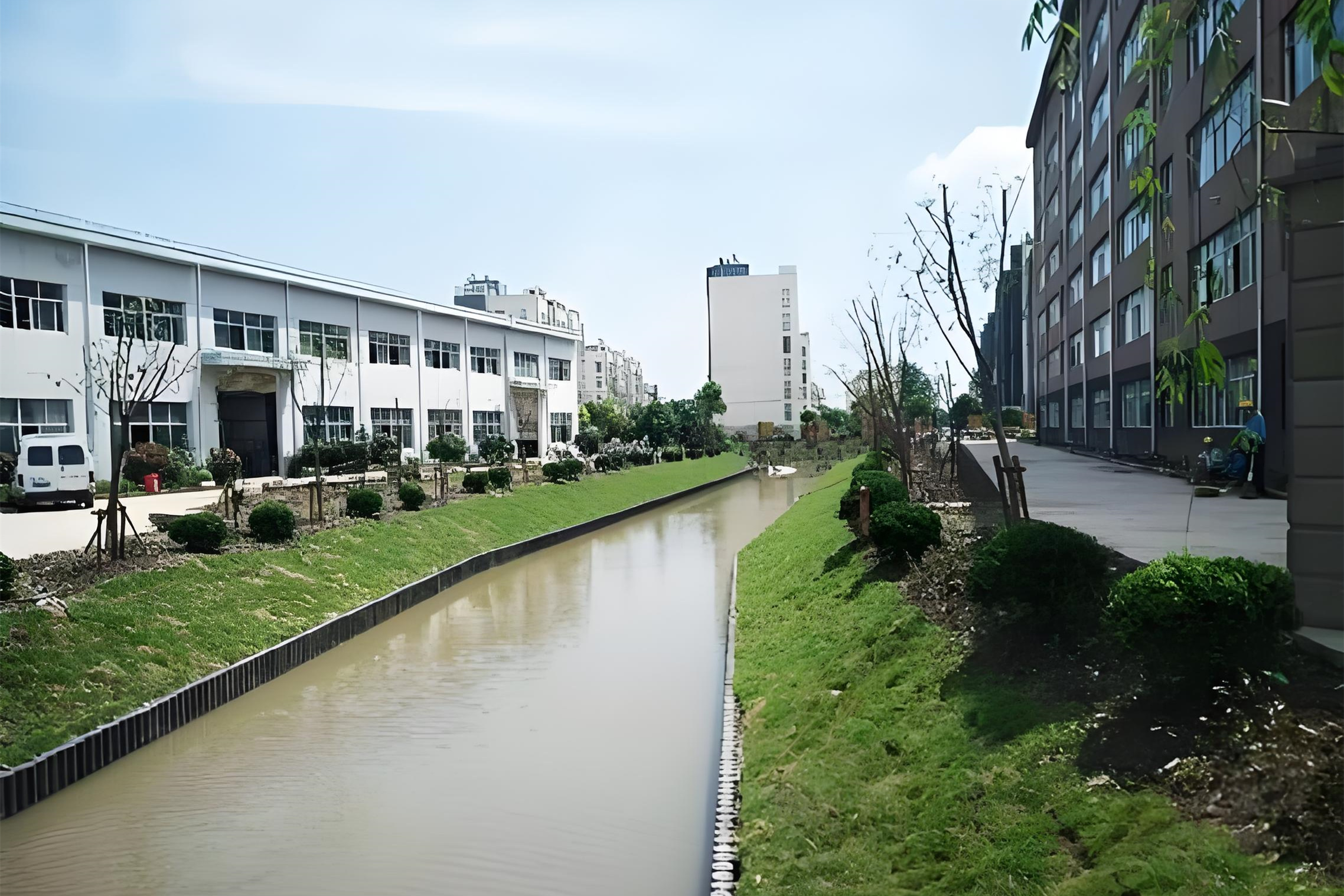 水泥樁批發(fā)廠家泓樺錦嘉-打水泥樁的承載力如何計算？