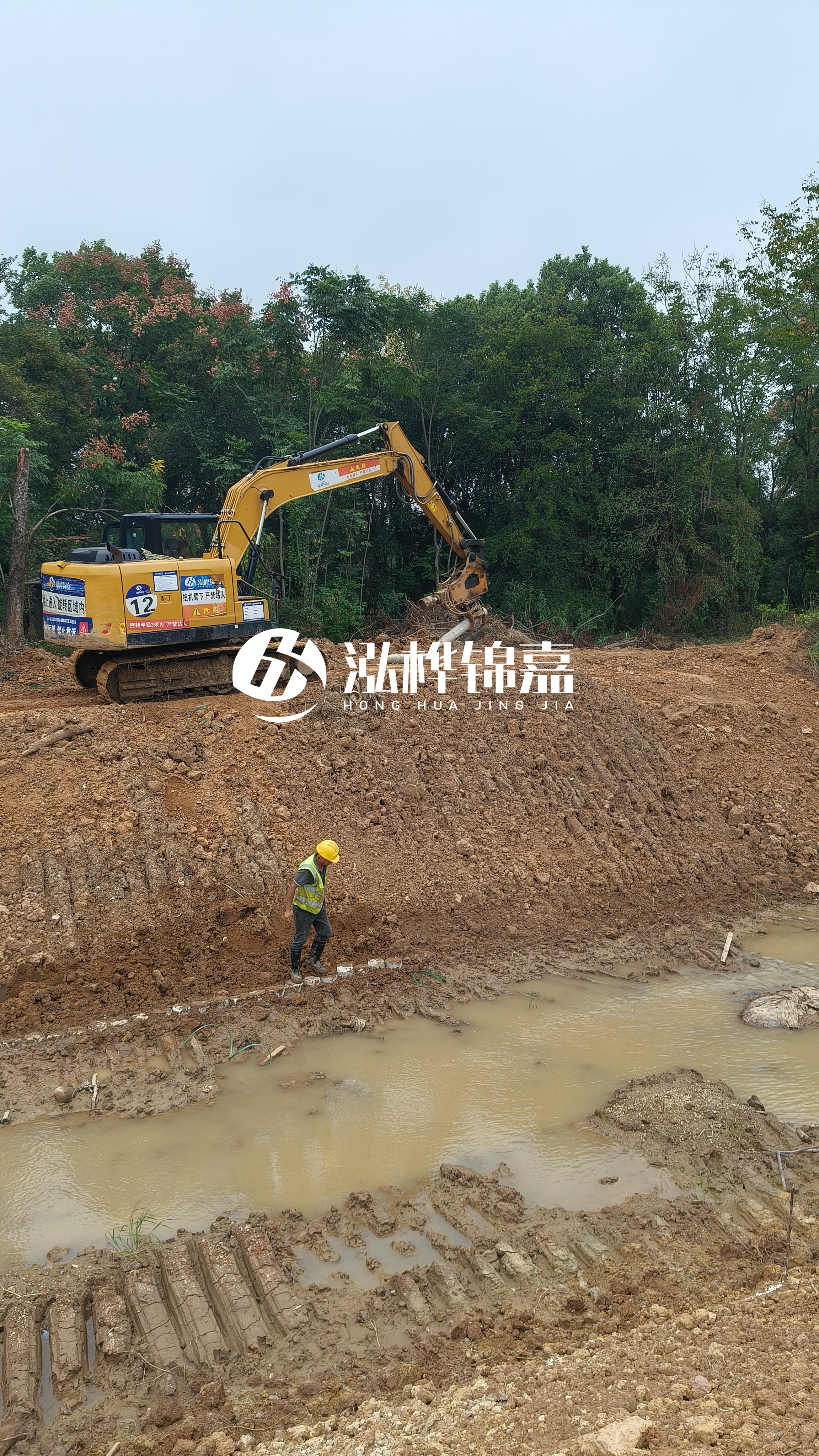 水泥仿木樁施工隊泓樺錦嘉 - 公園景觀用的水泥仿木樁一般選什么規(guī)格？