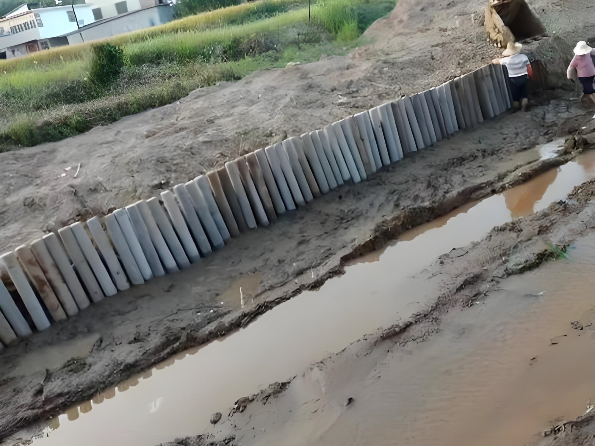 水泥仿木樁施工隊(duì)泓樺錦嘉 - 水泥仿木樁的施工費(fèi)用怎么計(jì)算？