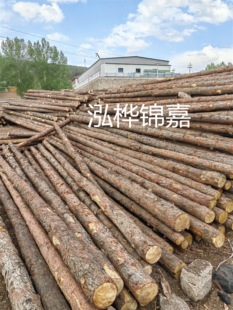 松木樁防腐施工圖片-保護環(huán)境，延長使用壽命